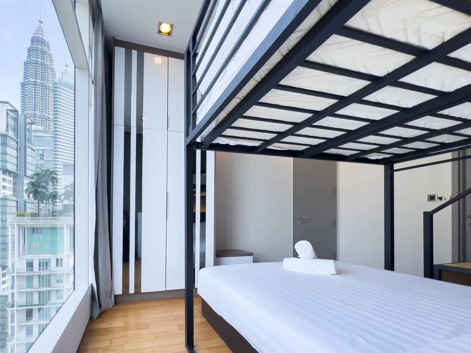 Soho Suites Klcc By Guesthouse Куала-Лумпур Екстер'єр фото